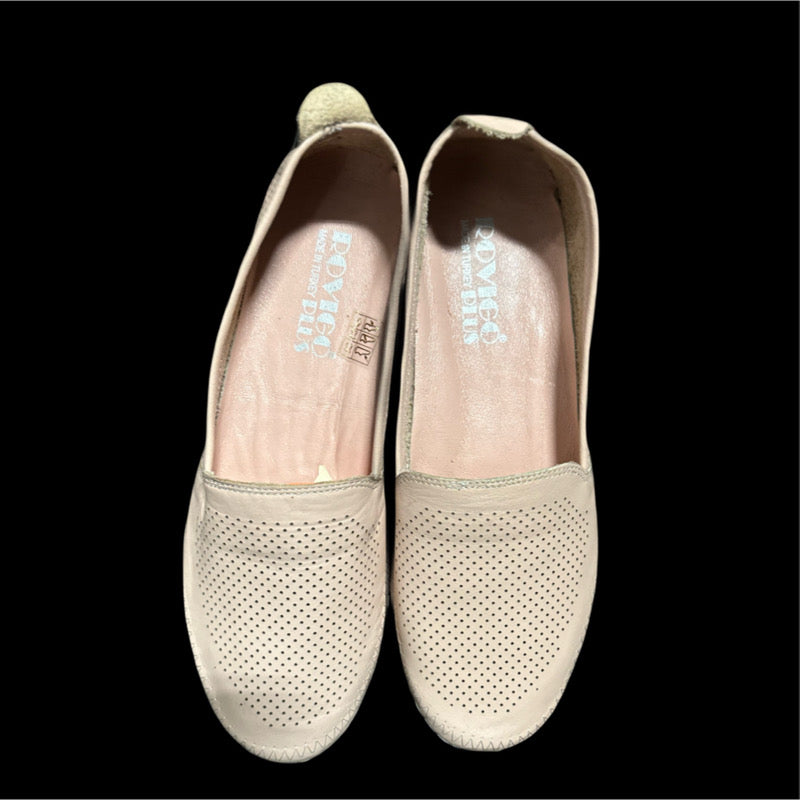 Women sandals