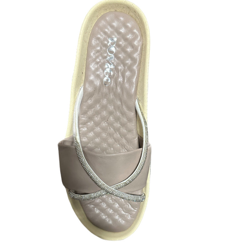 Women sandals