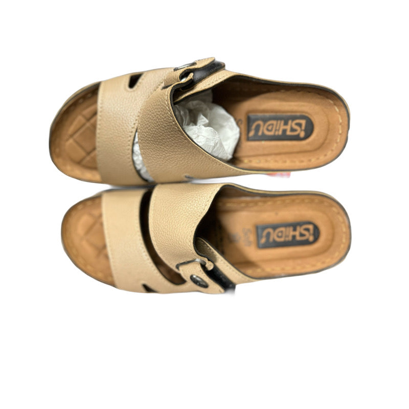 Women sandals