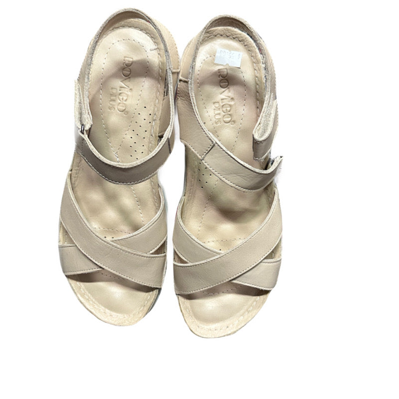 Women sandals