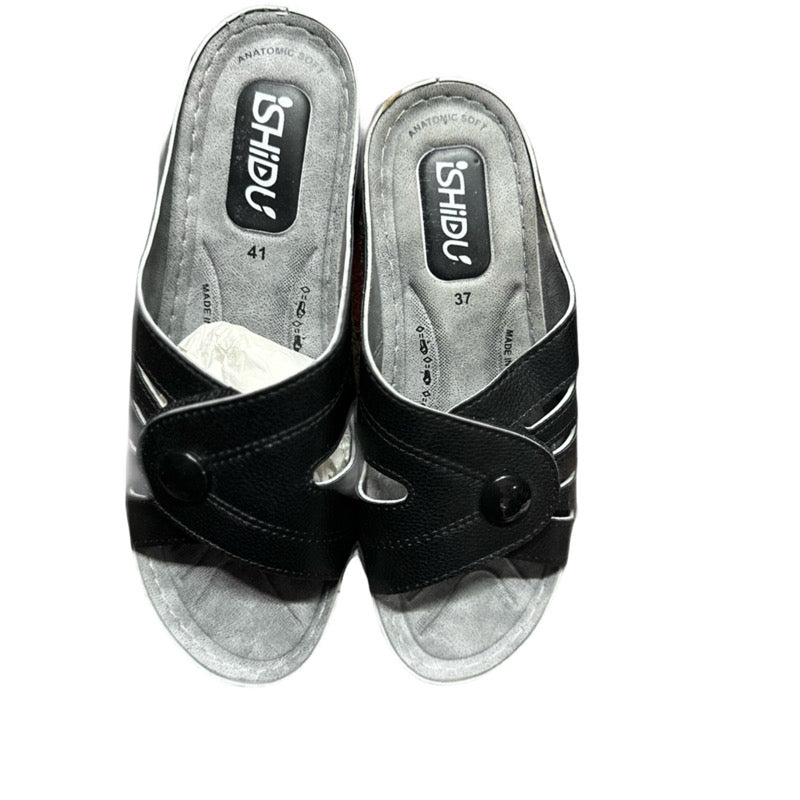 Women sandals